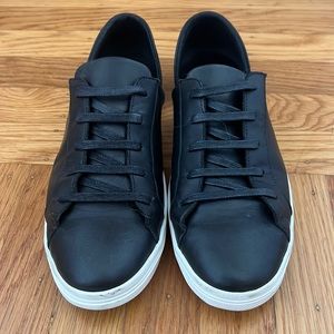 Freda Salvador Eda D’Orsay Sneaker (9.5)